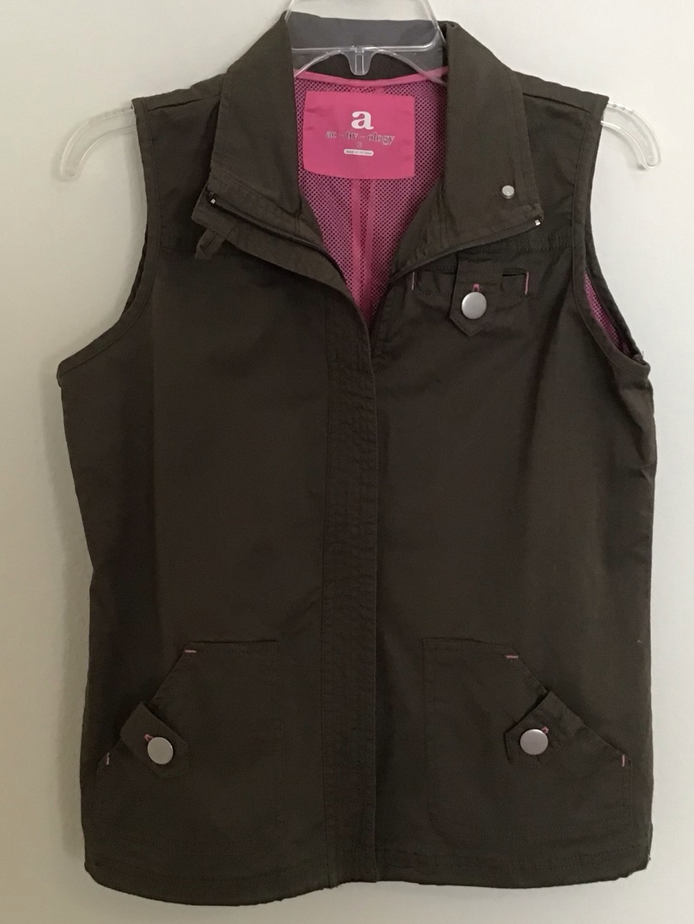 Activology utility vest dark olive green and pink
